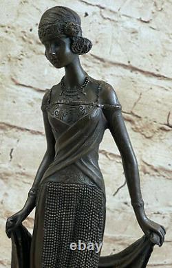 1920 Style Art Deco Woman Charleston Dancer Bronze Statuette Figure Dea