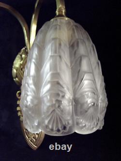 A. Bloch & J. Gauthier Art Deco Pair of Bronze Wall Lights with Pressed Glass Shades