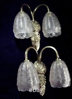 A. Bloch & J. Gauthier Art Deco Pair of Bronze Wall Lights with Pressed Glass Shades