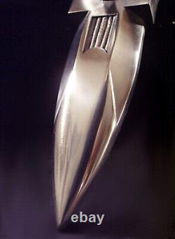 A. Richard & Degué Pair of Art Deco Wall Sconces Nickel-Plated and Tulips 1930