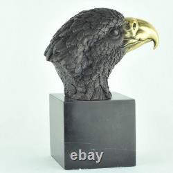 Aigle Bird Animal Sculpture in Art Deco and Art Nouveau Style Bronze Statue