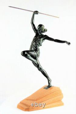Amazon Statue In Javelin By Pierre Le Faguay, Fayral 1930 Bronze Art Deco
