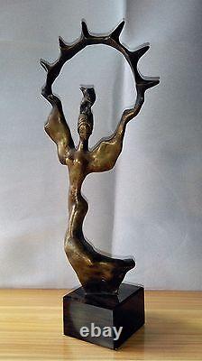 Ancienne Sculpture Art Deco In Bronze Dance Signature To Be Identified