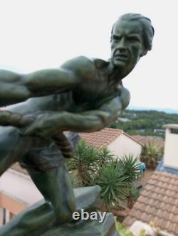 Art Deco Bronze Alexandre Ouline (1918-1940) Signed bronze The Hauling