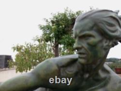 Art Deco Bronze Alexandre Ouline (1918-1940) Signed bronze The Hauling