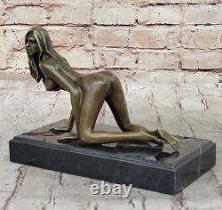 Art Deco Bronze Figurine of a Nude Dancer in an Evocative Pose for Sale