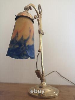Art Deco Bronze Lamp. Tulip In Pate De Verre Signee Muller Freres