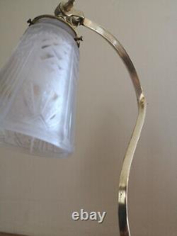 Art Deco Bronze Lamp. Tulip In Pate De Verre Signee Muller Freres