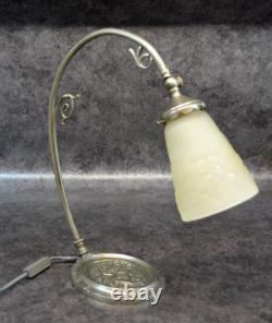 Art Deco Bronze Lamp with Angel and Glass Paste Decor, Muller ref AP137