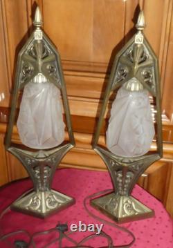 Art Deco Desk Lamp Pair in Bronze with Pressed Glass Tulip Signed Hubens