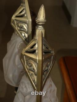 Art Deco Desk Lamp Pair in Bronze with Pressed Glass Tulip Signed Hubens