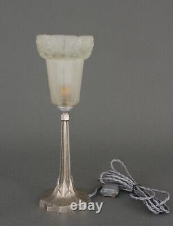 Art Deco Lamp 1930 Silvered Bronze and Molded Pressed Glass H5089
