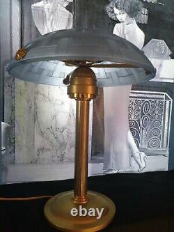 Art Deco Lamp Art Nouveau Moulded Glass (bronze Or Laiton)