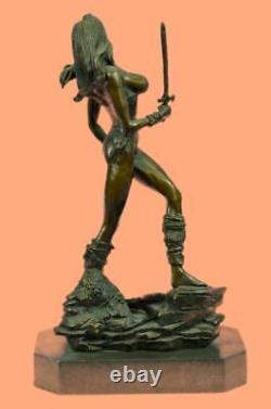 Art Deco / New Female Amazon Warrior Bronze Sculpture'lost' Cire