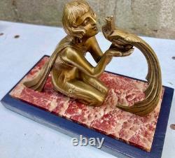 Art Deco Sculpture Statue 1920 1930 in Bronze of Woman with Pheasant on Marble Base