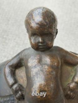 Art Deco bronze sculpture signed GIORDANO, cast by PASTORI, cherubs, child, cherub