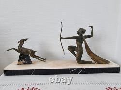 Art Deco sculpture of Diana the huntress, signed art bronze spelter, 1930 statue