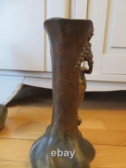 Art Nouveau Superbs 2 vases by Raudery Nymph Art Deco bronze patina regulator