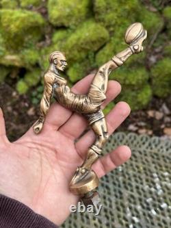 Automobile Mascot Bronze Rugby Player & Rugby & Around 1930 & Art Deco