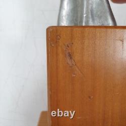 Bookend sculpture in aluminum and zinc, woman trophy, bronze-free, Art Deco style