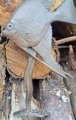 Bronze Art Deco Animalier Scalar Fish Brown Patina 27 Cms