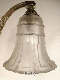 Bronze Art Deco Two-arm Lamp And Molded Pressed Glass Tulips 1925/1930