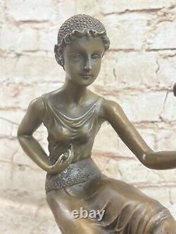 Bronze Art Nouveau Deco Sculpture Girl Pirate With / Parrot Chiparus