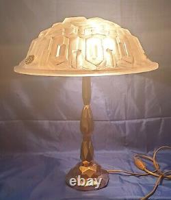 Bronze Art-deco Period Lamp Where Laiton Moulded Glass Signed Degué