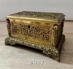 Bronze Box Jewelry Case All-Sided Decor Medieval Knight Theme