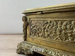 Bronze Box Jewelry Case All-Sided Decor Medieval Knight Theme