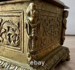 Bronze Box Jewelry Case All-Sided Decor Medieval Knight Theme