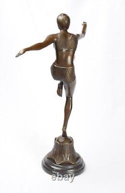 Bronze Sculpture: A Dancer with Vigor Art Deco Bronze Sculpture