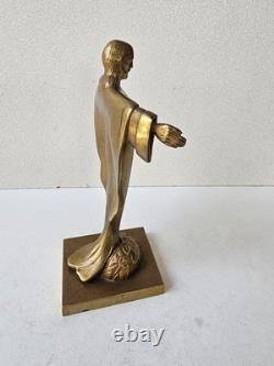 Bronze Sculpture of Christ the Redeemer, Signed J. DORLIA, Art Deco, 1930s