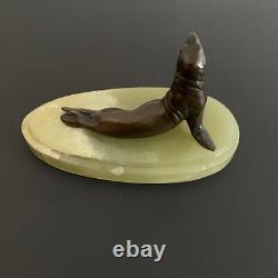 Bronze Seal with Chocolate Patina Art Deco 1930 Onyx Base M2602