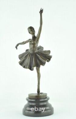 Bronze Statue Classic Ballet Dancer in Art Deco Style Art Nouveau Bronze