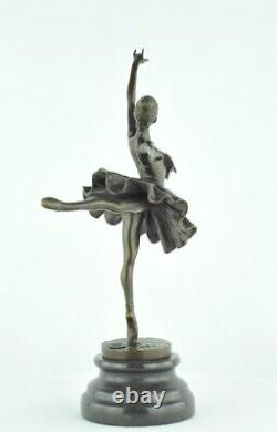 Bronze Statue Classic Ballet Dancer in Art Deco Style Art Nouveau Bronze