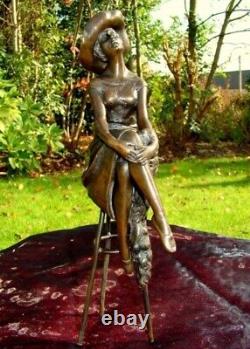 Bronze Statue of a Pin-up Lady with Art Deco Style Hat and Art Nouveau Style