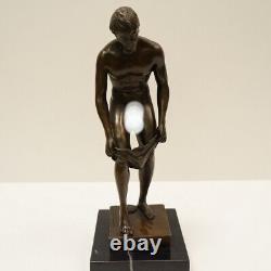 Bronze Statue of a Sexy Nude Man in Art Deco and Art Nouveau Style, Signed Bronze