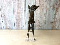Bronze sculpture of a woman on a stool, Art Deco, after Demetre Chiparus