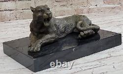 Captivating Art Deco Bronze Figurine of a Cheetah, Signed Artistic Fauna