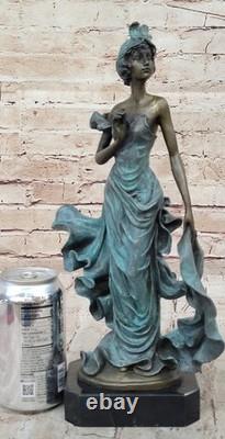 Captivating Art Deco / Nouveau 100% Bronze Charleston Dancer Figurine, Wax Metho