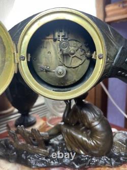 Clock and its Art Deco adornment signed G. LIMOUSIN - Splendid