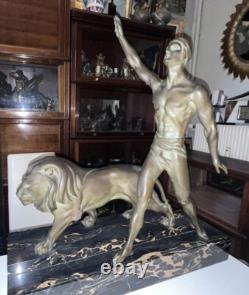 DAVERNY (20th) & REVEYROLIS lion tamer Important Art Deco bronze Signed