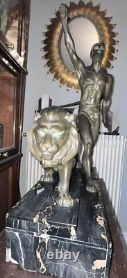 DAVERNY (20th) & REVEYROLIS lion tamer Important Art Deco bronze Signed