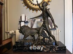 DAVERNY (20th) & REVEYROLIS lion tamer Important Art Deco bronze Signed