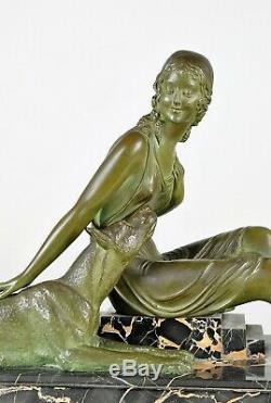 Dh Chiparus, Woman In Dogo, Bronze Signed, Art Deco, Xxth Century