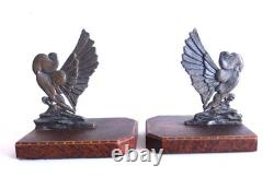 E. L. Adnin Pair of Art Deco bronze bookends depicting two stylized doves