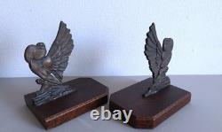 E. L. Adnin Pair of Art Deco bronze bookends depicting two stylized doves
