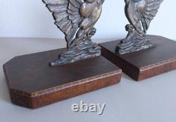 E. L. Adnin Pair of Art Deco bronze bookends depicting two stylized doves