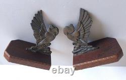 E. L. Adnin Pair of Art Deco bronze bookends depicting two stylized doves